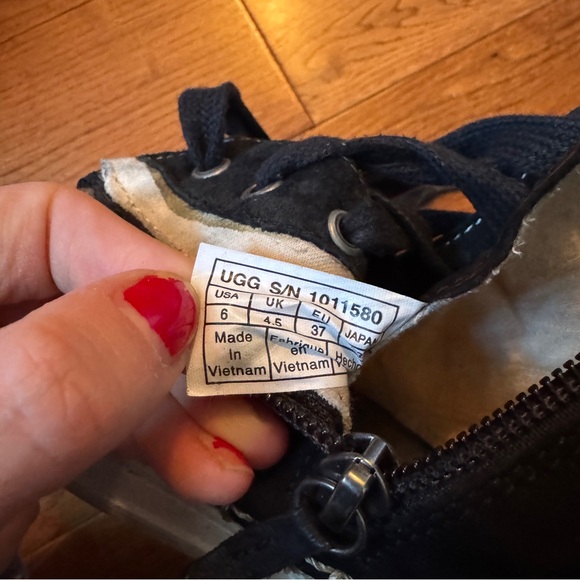 Ugg Gradie High Top Sneakers Size 6 - Picture 7 of 7